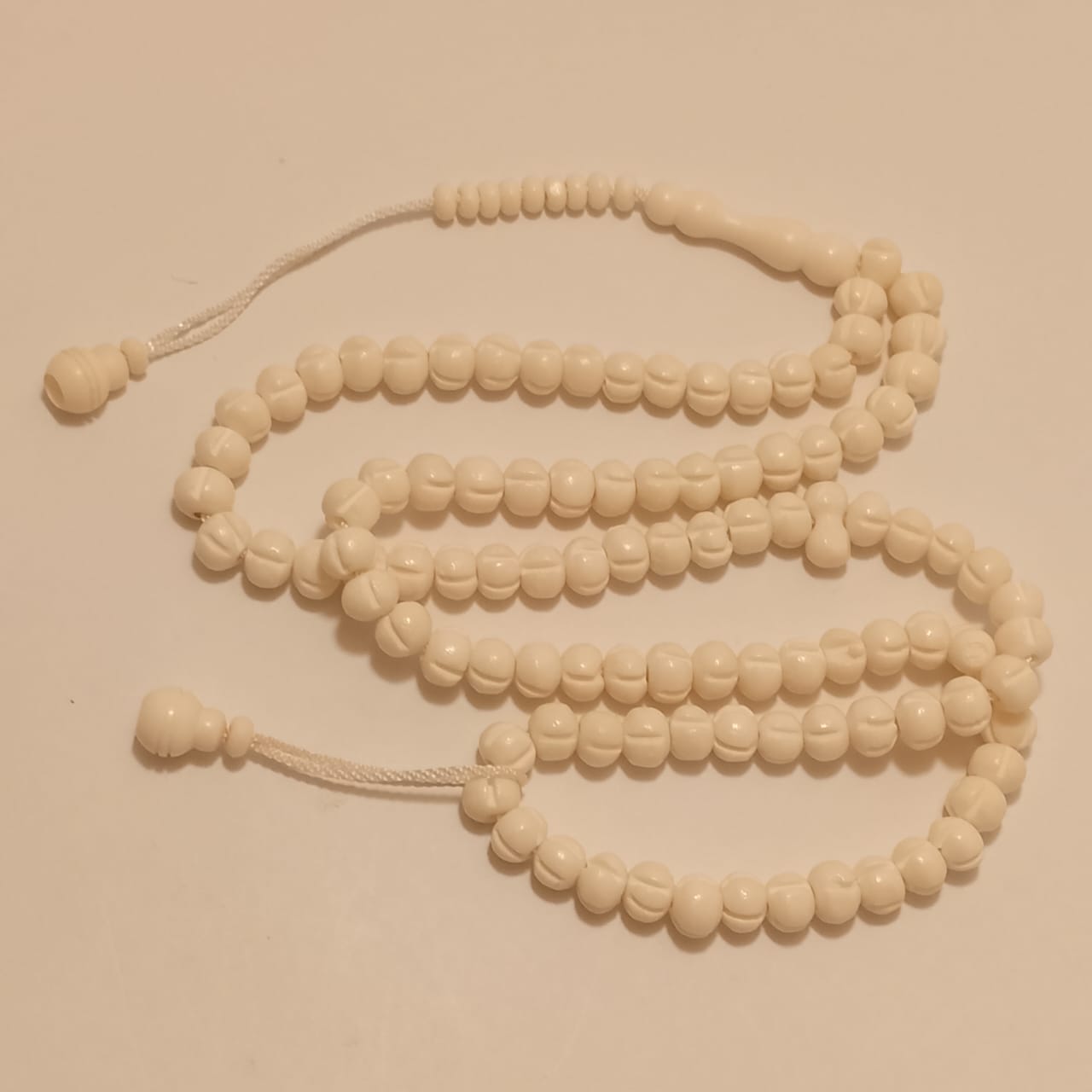 Camel Bone Tasbeeh | Onth ki hadion ki Tasbih | 100 Beads | 8mm