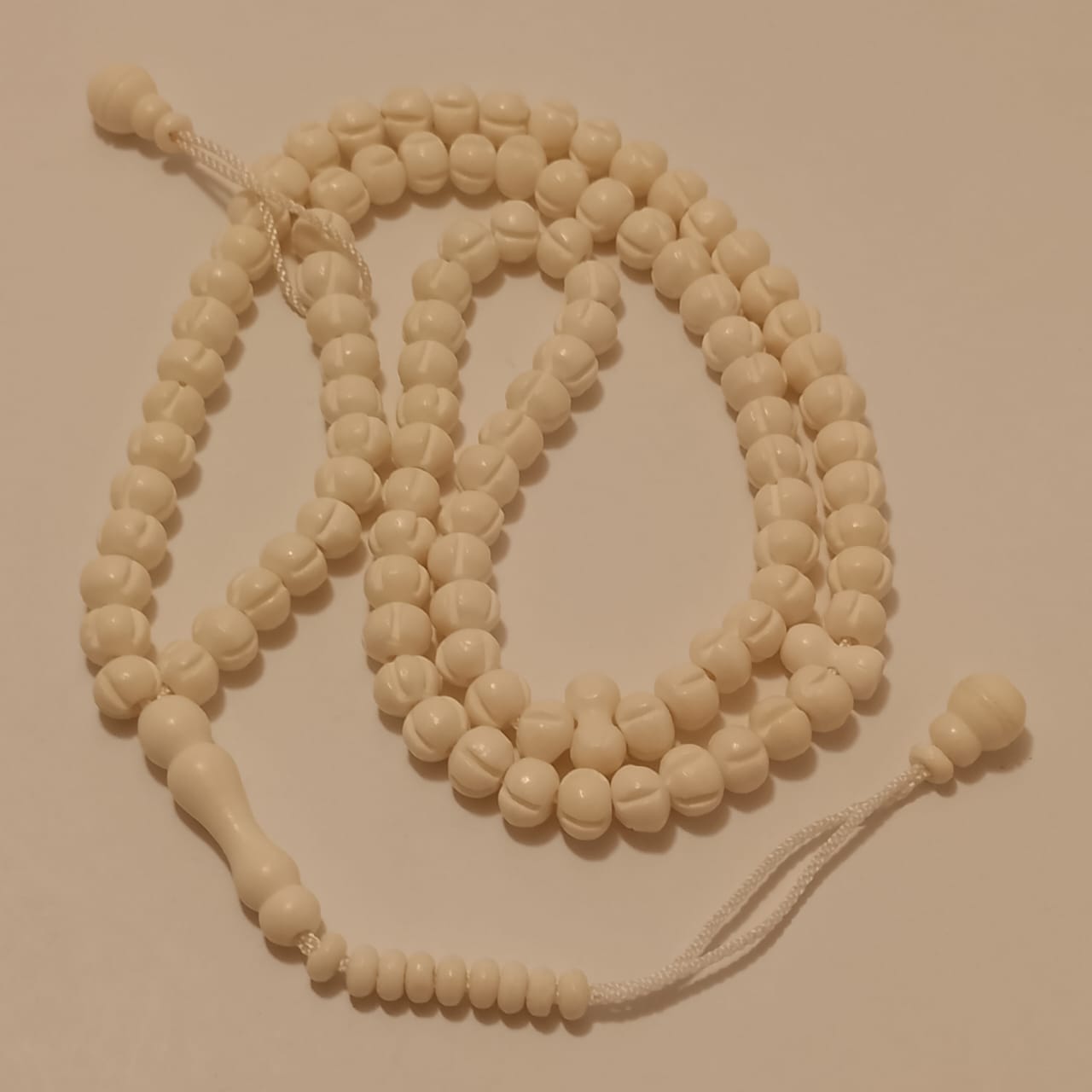 Camel Bone Tasbeeh | Onth ki hadion ki Tasbih | 100 Beads | 8mm
