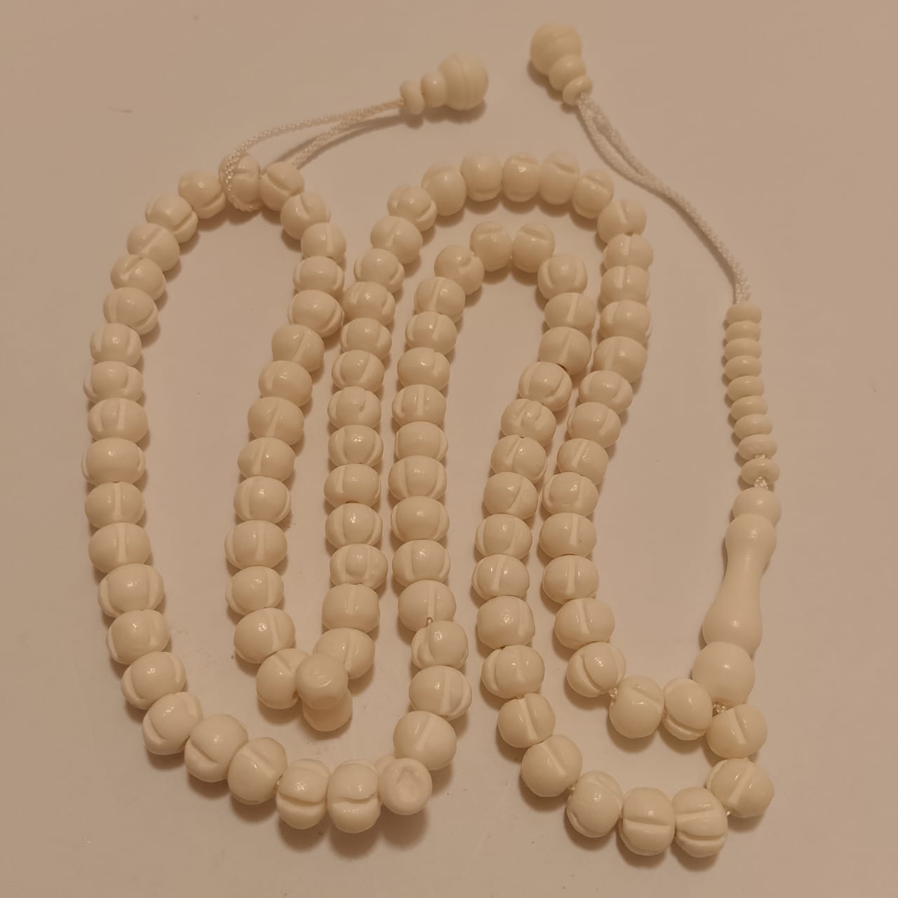 Camel Bone Tasbeeh | Onth ki hadion ki Tasbih | 100 Beads | 8mm