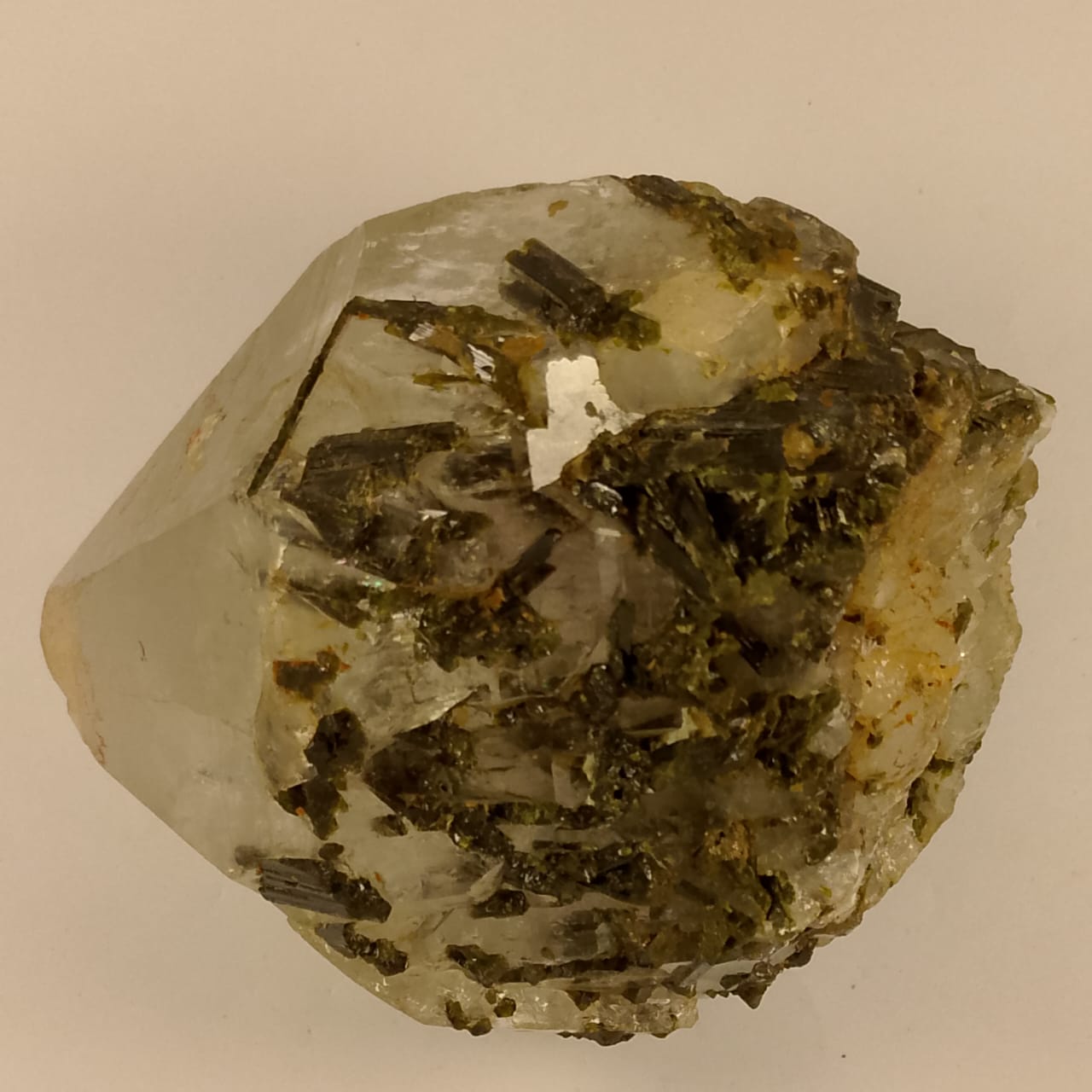 Milky quartz and tourmaline Specimen | 2480 Carat | Rs 60 per ct.