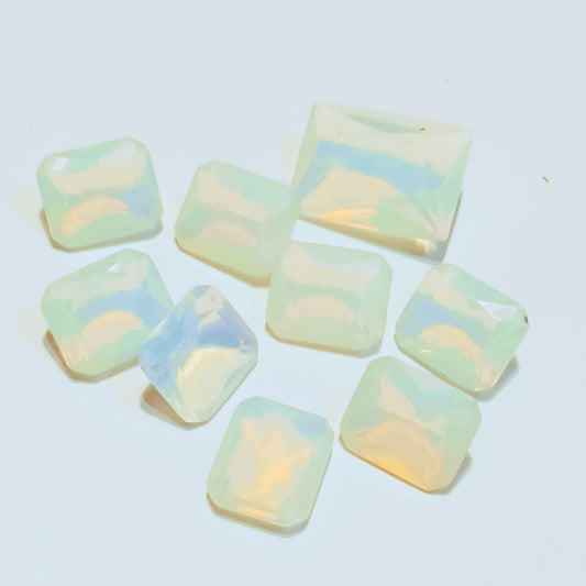 Sea Pearl | Emerald cutting | multiple colors reflections