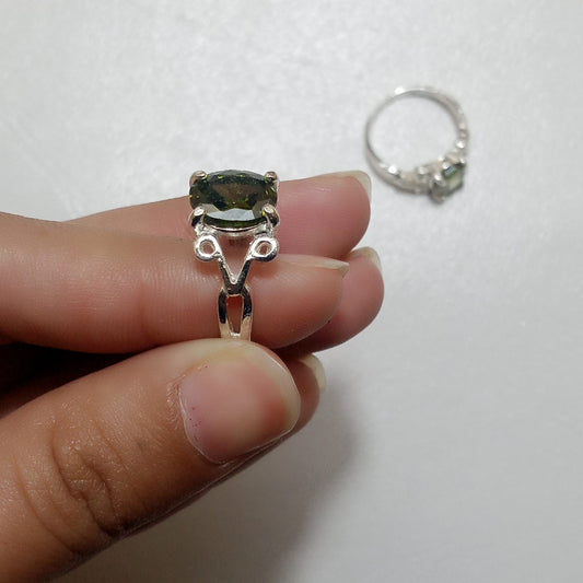 4 Carat Emerald Female Ring | Step Cut | Zamrud Ring