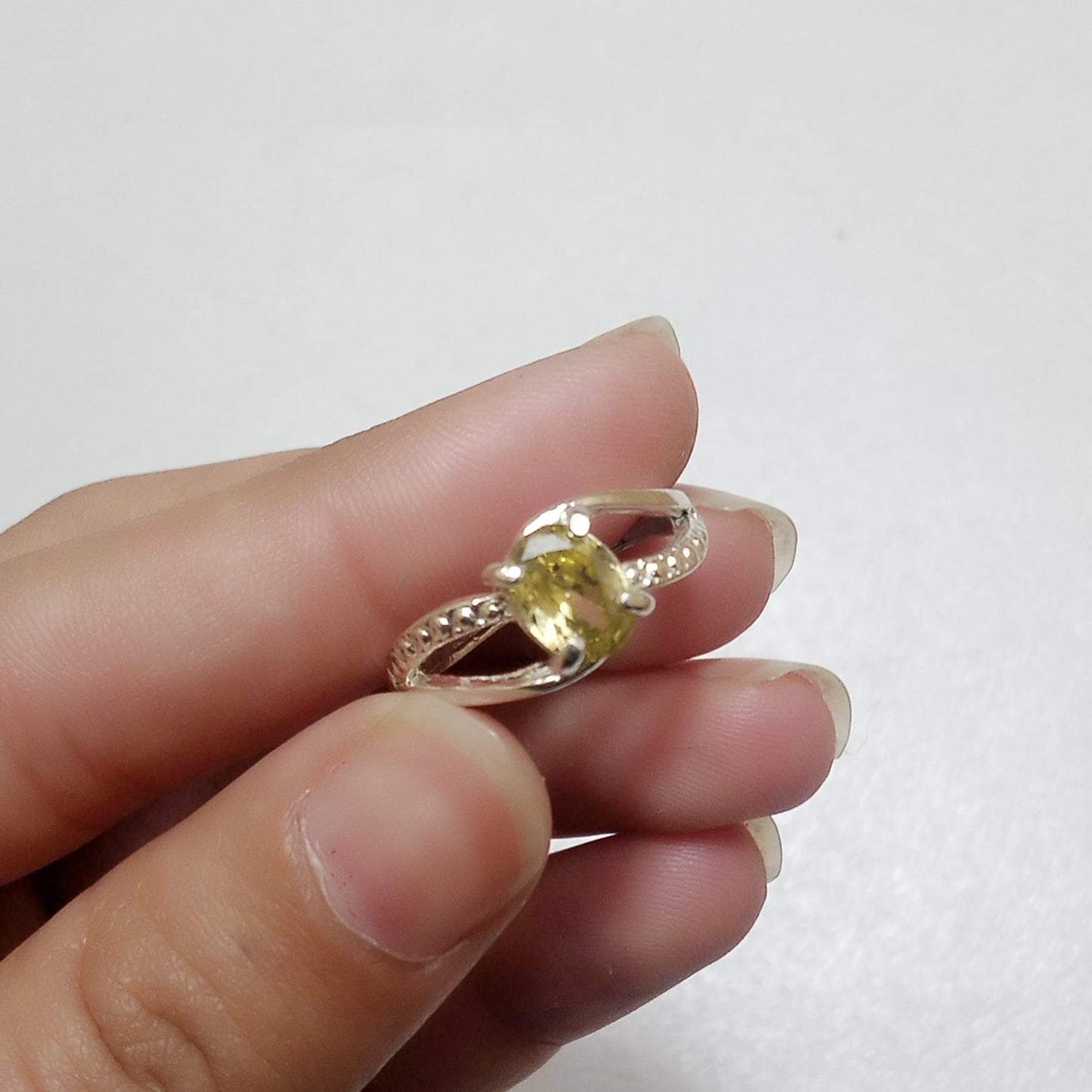 2 Carat Emerald Female Ring | Step Cut | Zamrud Ring