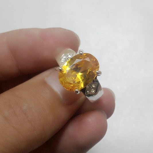 10 Carats Pukhraj Ring | Step Cut | Italiyan Style